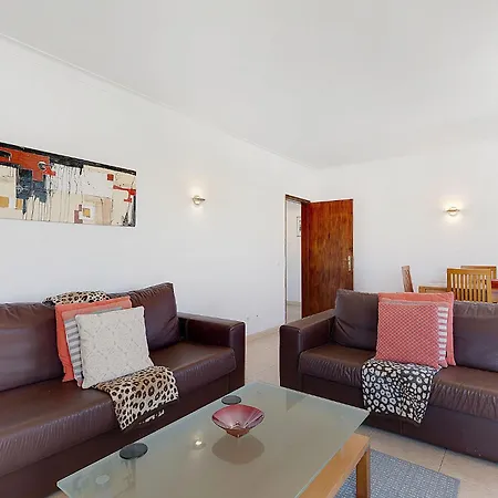 Two Bedroom In Dunas De Апартаменты Алвор