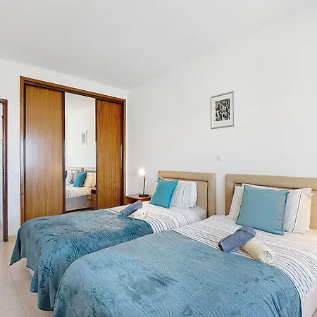 Two Bedroom In Dunas De Апартаменты Алвор
