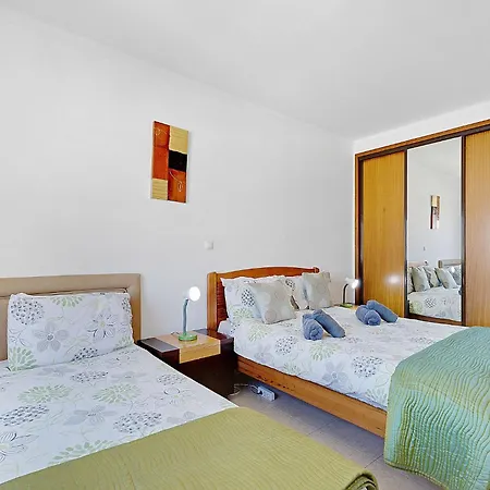 Апартаменты Two Bedroom In Dunas De Алвор